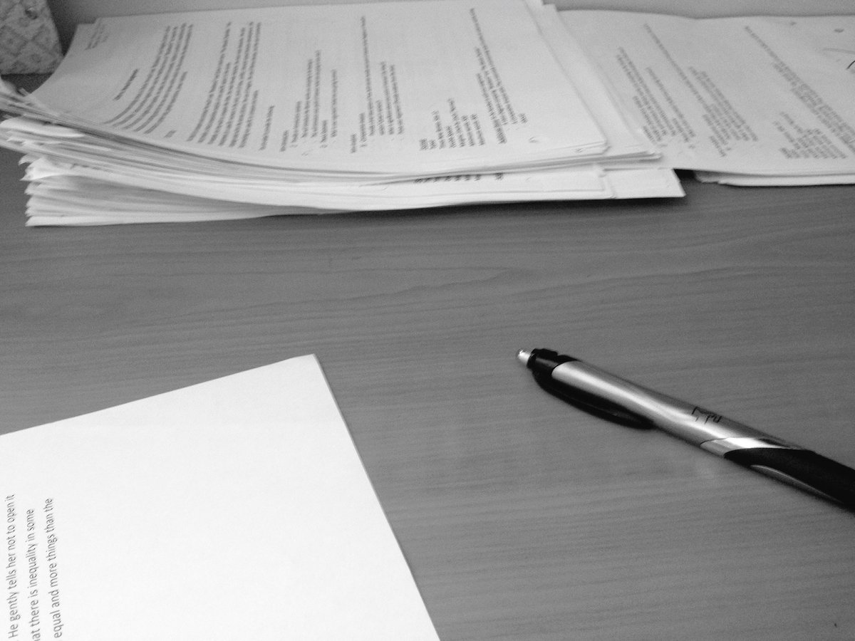 MsSBirring's tweet photo. Marking Carter vs Perrault assignments #LookingGood https://t.co/nJDxbDf8Ph