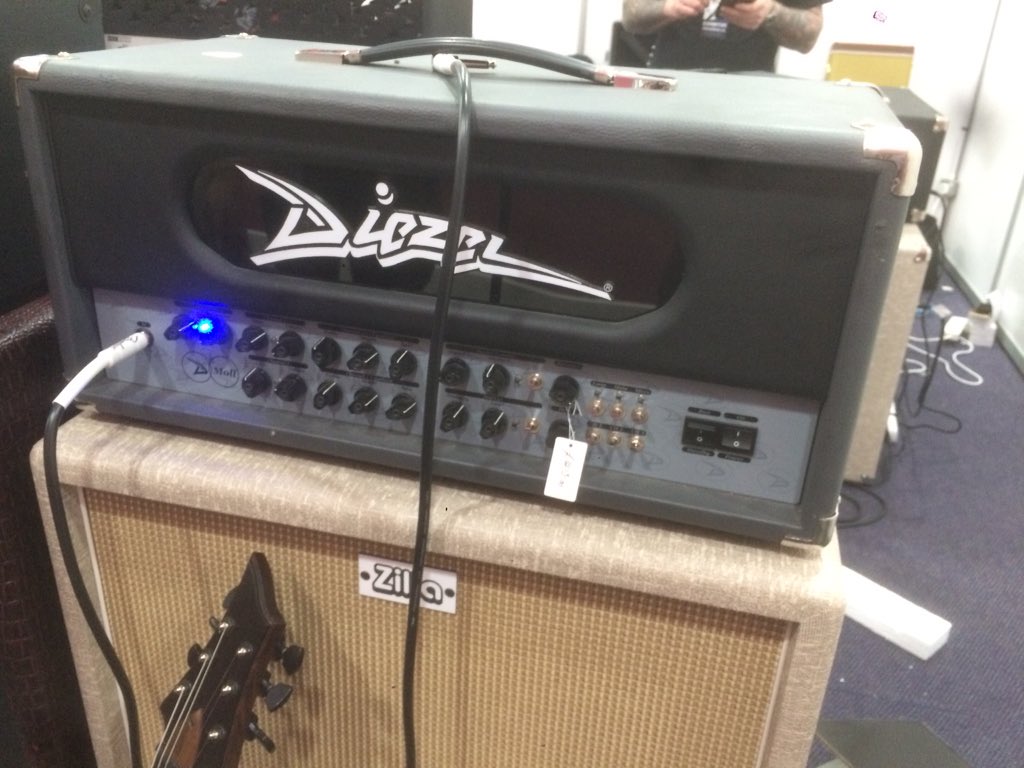 We had fun jamming on this beast today! Thanks <a href="/DiezelAmps/">Diezel UK</a> ! 💪🏼