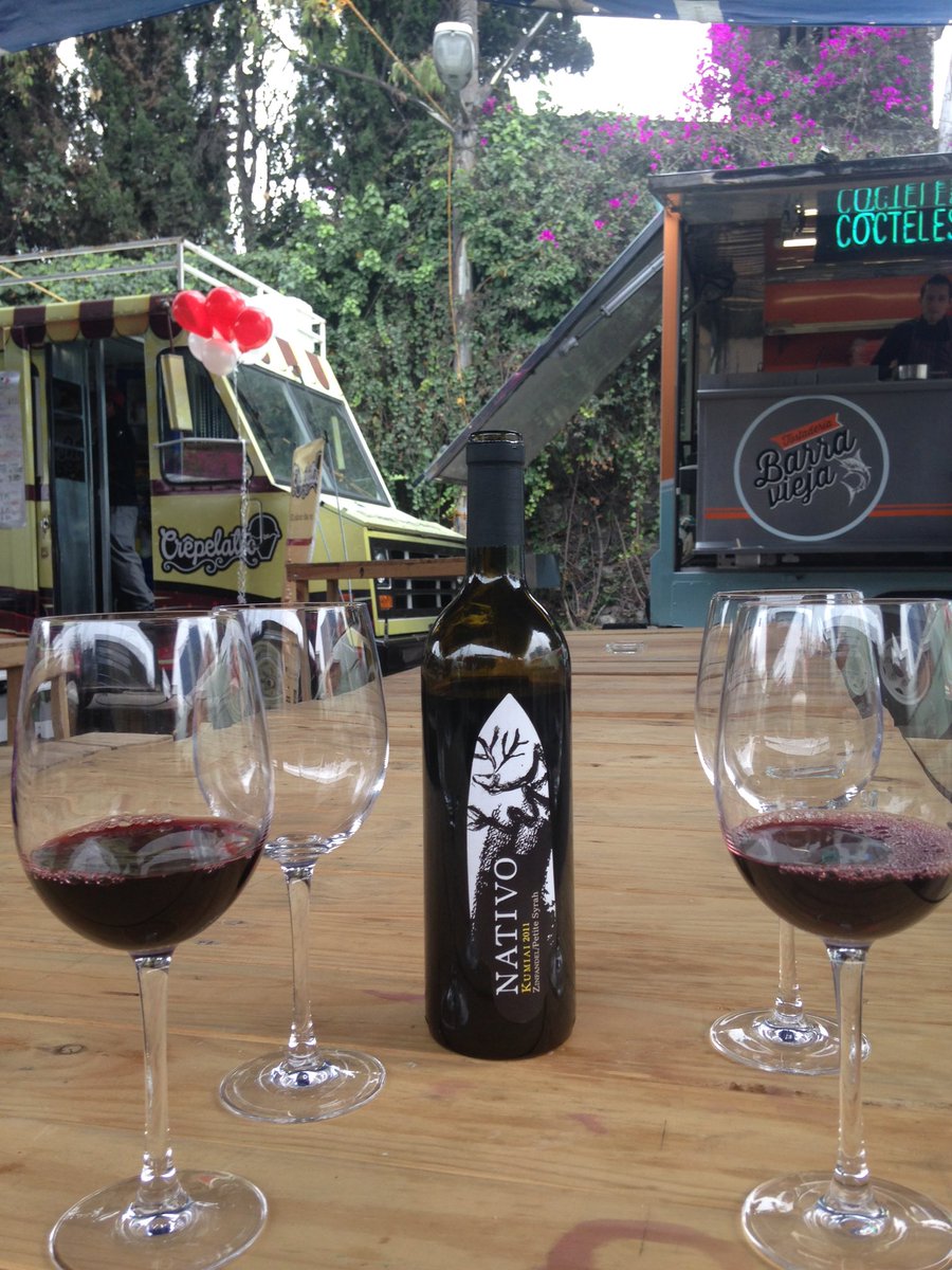 En <a href="/100VinosMex/">100 Vinos Mexicanos</a> estaremos presentes con #Kumiai ( Petite Syrah/Zinfanfel 14 meses en barricas. El #vino es cultura.