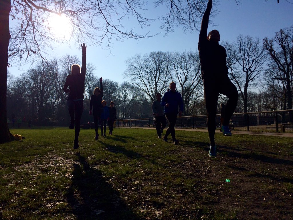 Hebben jullie vandaag net zoveel genoten van de zon, als gisteren tijdens de training <a href="/JulianaZuilen/">Julianapark Zuilen</a>? #zuilen