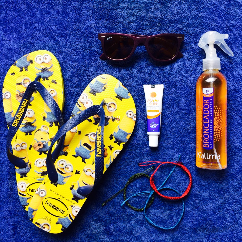 ElBolsoDeAdrian's tweet photo. Básicos para la playa 😃😃 #fashion #fashionblogger #baglover #elbolsodeadrian #hot #summer https://t.co/ZEUZYAeX28 🌞👜 https://t.co/fOk9UNFf4D