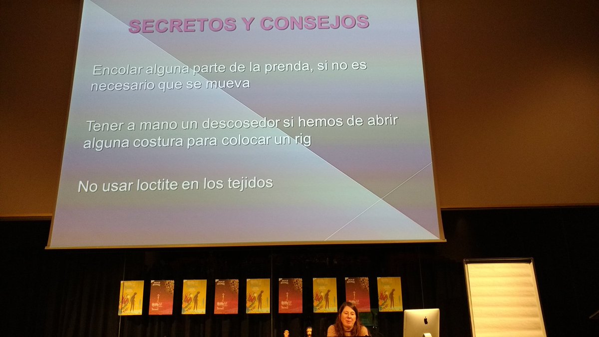 Animac_Lleida's tweet photo. "Supongo que el vestuario más complicado que he hecho ha sido decisión mía, ya que me exijo mucho." #animac2016 https://t.co/Rt7dDs00IB