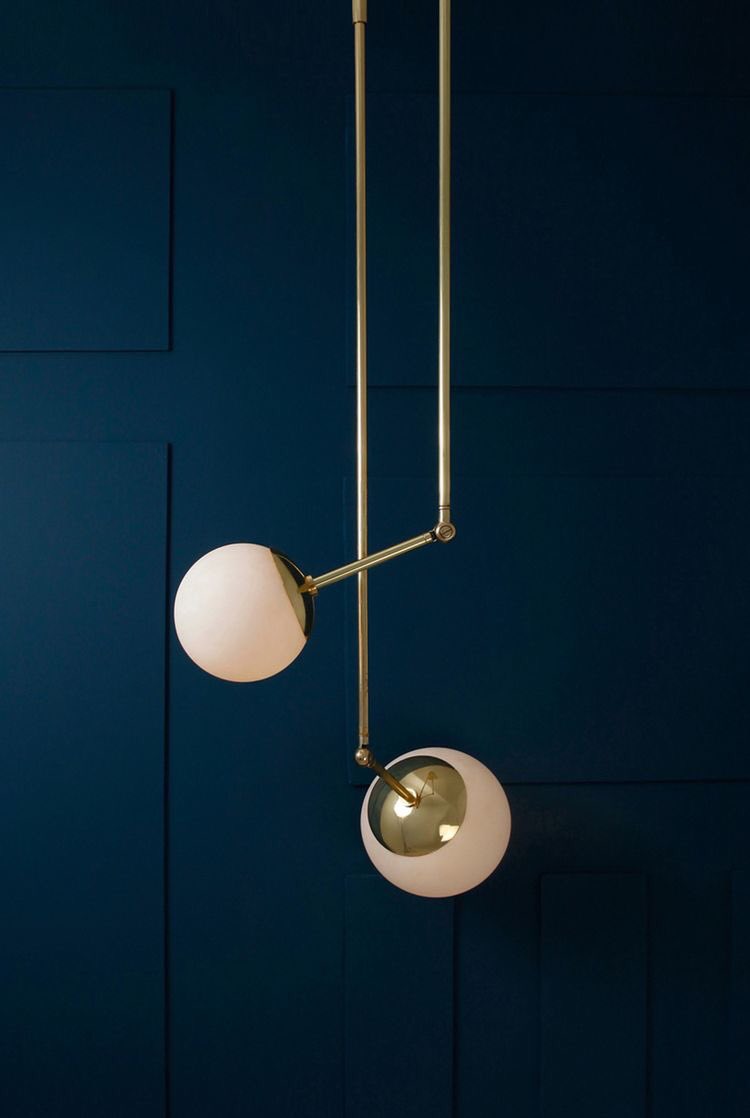 MartynWhiteLDN's tweet photo. What a stunning lighting design! Cannot get enough of brass! #interiordesign #lighting #homedecor https://t.co/Vde7tM6JxX