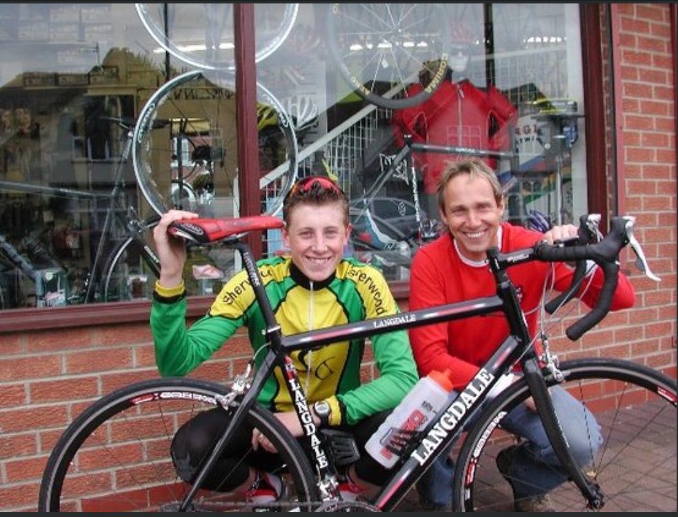StephenAdams88's tweet photo. @LangdaleL the last time I raced a Langdale on the road in 2006 as a Junior. #timeflies #firstsponsor https://t.co/XxUHoNtczO