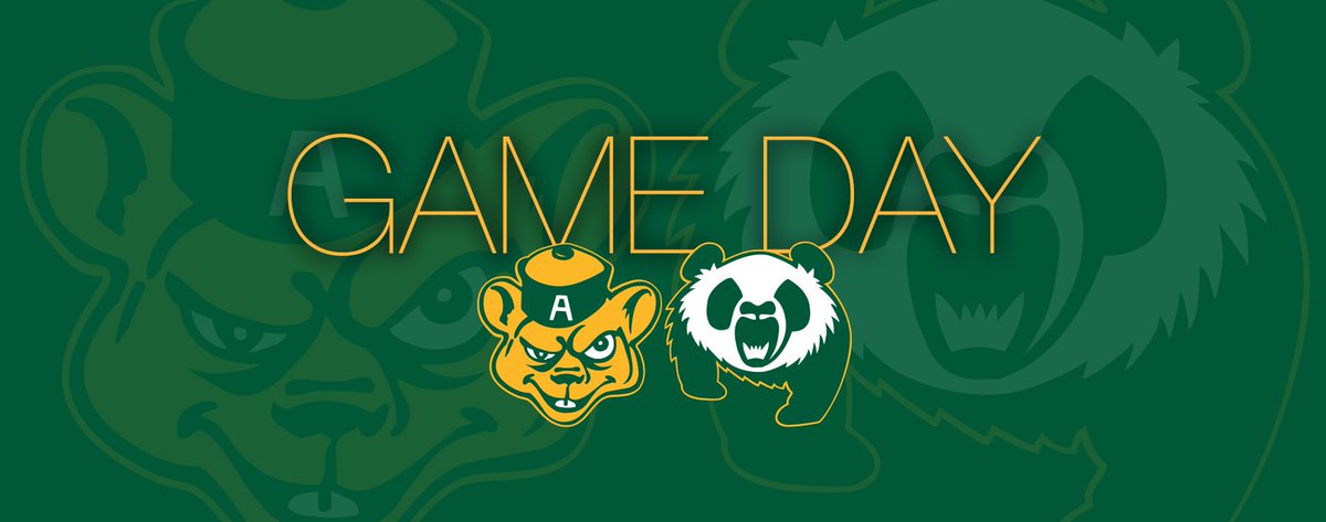 BearsandPandas's tweet photo. GAME DAY 🐼🏒 #CWplayoffs16
GAME 3 between @PandasHockey and @umbisons starts at 1pm! #PacktheDrake https://t.co/ADVfJilcqD