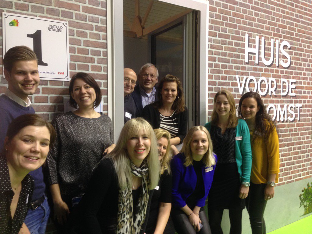 RAI_Amsterdam's tweet photo. Huis voor de toekomst van @NatuurenMilieu op de #huishoudbeurs. Was jij er ook? Kijk voor alle energie bespaartips.. https://t.co/FOVzy7mFTG