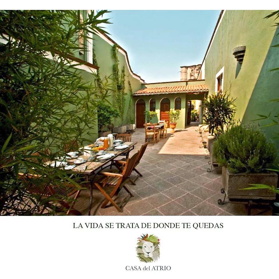 Вилли альваро la casa del habana. La casa спб. Дом рома варадеро. L» 5 в кордове испания. Ла каса дель.