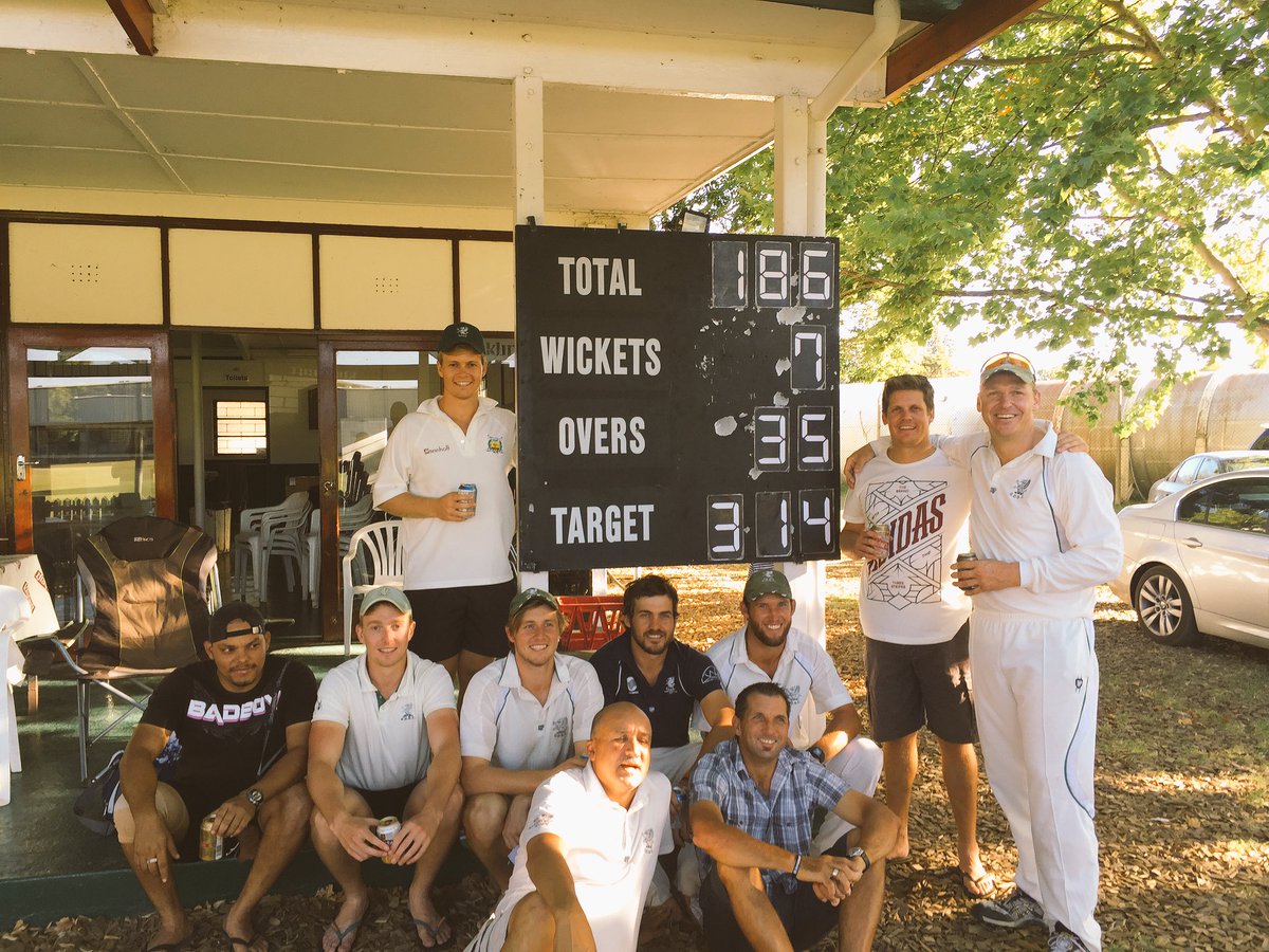 dar_rie's tweet photo. Groot Drak posted 313 in 35 Overs against Scorpions and winning by 127 runs - 3rd year i a row. @grootdrak https://t.co/FdWRq5KbBE