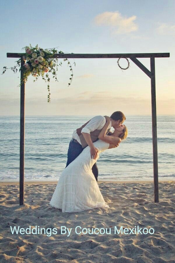 #loveweddings #caribbeanweddings #weddinghour #weddingsinmexico #RivieraMaya #destinationwedding #bridalconsultant