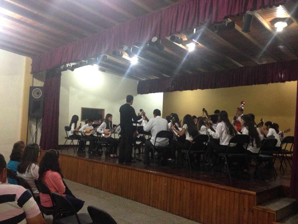 OrqTjim's tweet photo. Concierto brindado el 26/02 @SistemaTachira #ElSistemaCumple41 https://t.co/2CGincFZeh