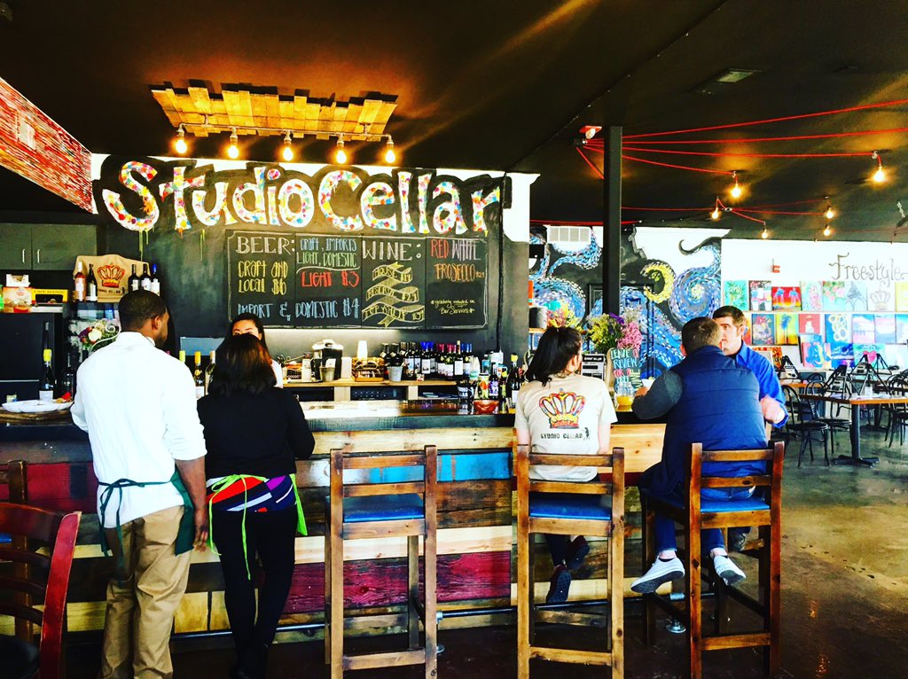 SouthEndCLT's tweet photo. It's opening weekend for Studio Cellar on Camden Rd! Paint with instruction or freestyle. Bar with craft beer &amp; wine https://t.co/M9MShcPyrx