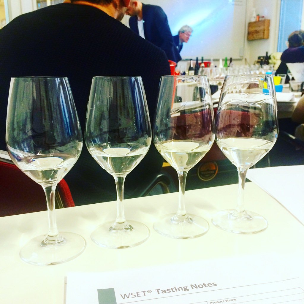 Tasting two: Learn to recognise the different rice varieties.@sakemannen @vinkallan #wsetsakelevel3 #vinkällan #sake