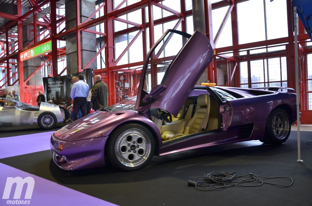 FranValle_'s tweet photo. ¿Quién no ha soñado nunca con un Diablo? https://t.co/sYwCr0hTir #ClassicAuto2016 https://t.co/JMZ9f0wKY5