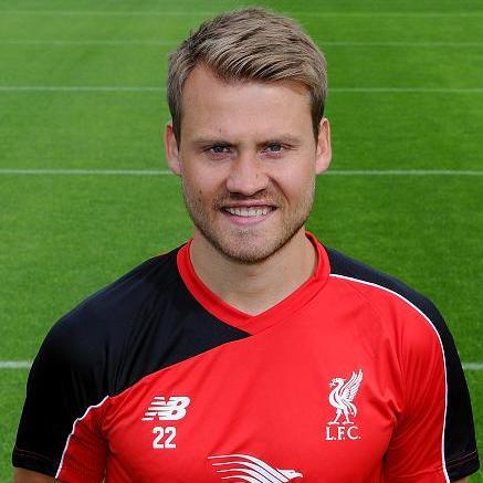 FutballTweets's tweet photo. Who's the better goalkeeper?

RT for big Dave
Like for Simon Mignolet https://t.co/868dlKBoqB