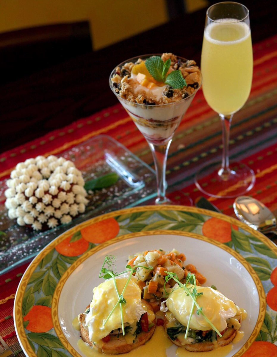 livemusicarts's tweet photo. On Sundays, brunch is a must!
🍾😁🍳
#food #brunch #caymaneats #caymanislands https://t.co/XljodqUvQ8