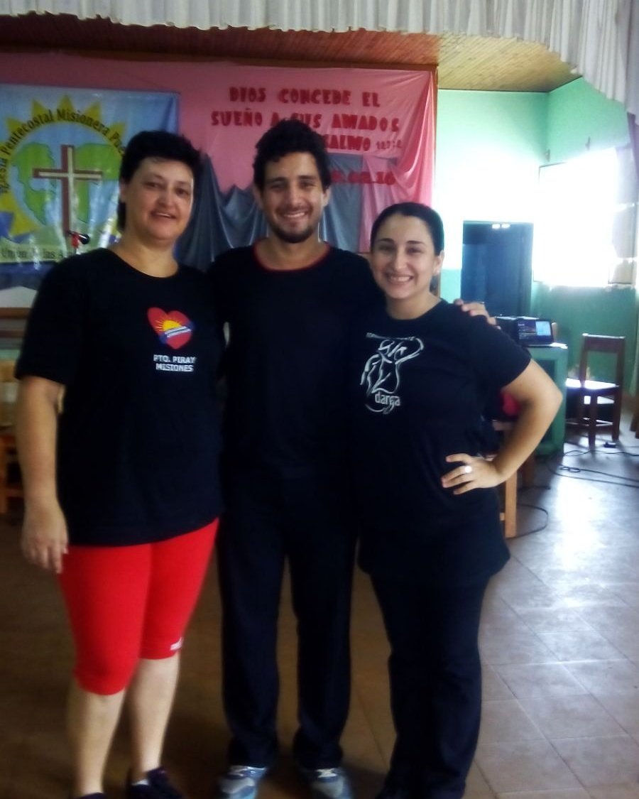Marceloalespi's tweet photo. Que linda experiencia gracias a Corazones Argentinos y a mi colega amiga Virginia Moraiz https://t.co/WHQtqcp8Lz