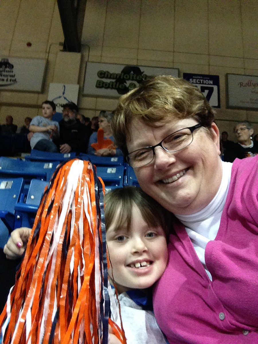 At the <a href="/islandproball/">ISLAND STORM</a> game with these cuties <a href="/staceyphd/">Stacey MacKinnon</a>