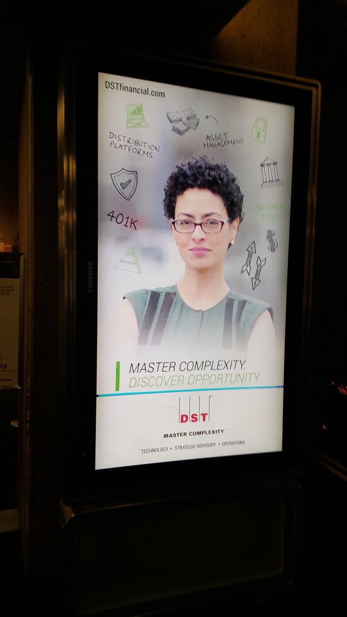 LisaLightsTake's tweet photo. Arrival time for @DSTAdvance. Nice greeting at Phoenix airport. DST' new brand #mastercomplexity https://t.co/BCODbtZxGq