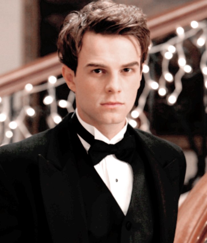 rtfictionalbae's tweet photo. kol mikaelson • the vampire diaries https://t.co/Qynl299zGt