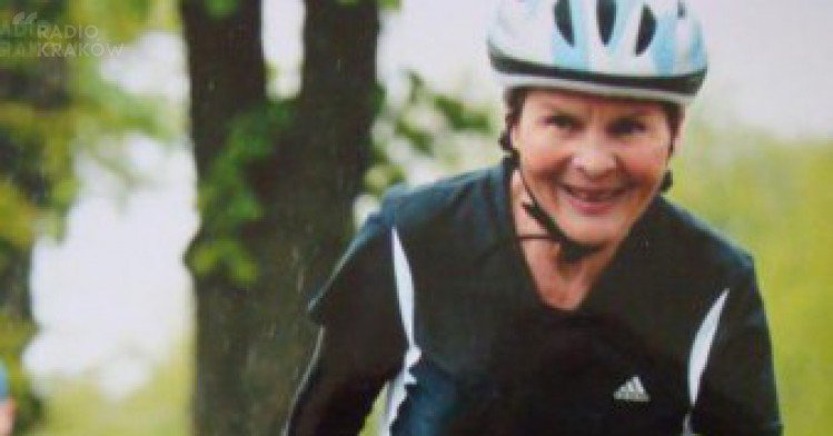 73 letnia Barbara Prymakowska z Tarnowa przebiegła maraton w Tokio. To jej 46 maraton. radiokrakow.pl/wiadomosci/tar…