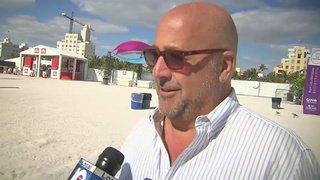 Andrew Zimmern talks about South Beach Wine & Food bit.ly/24vFLvo?utm_me… https://t.co/RjWQ1kGUV5
