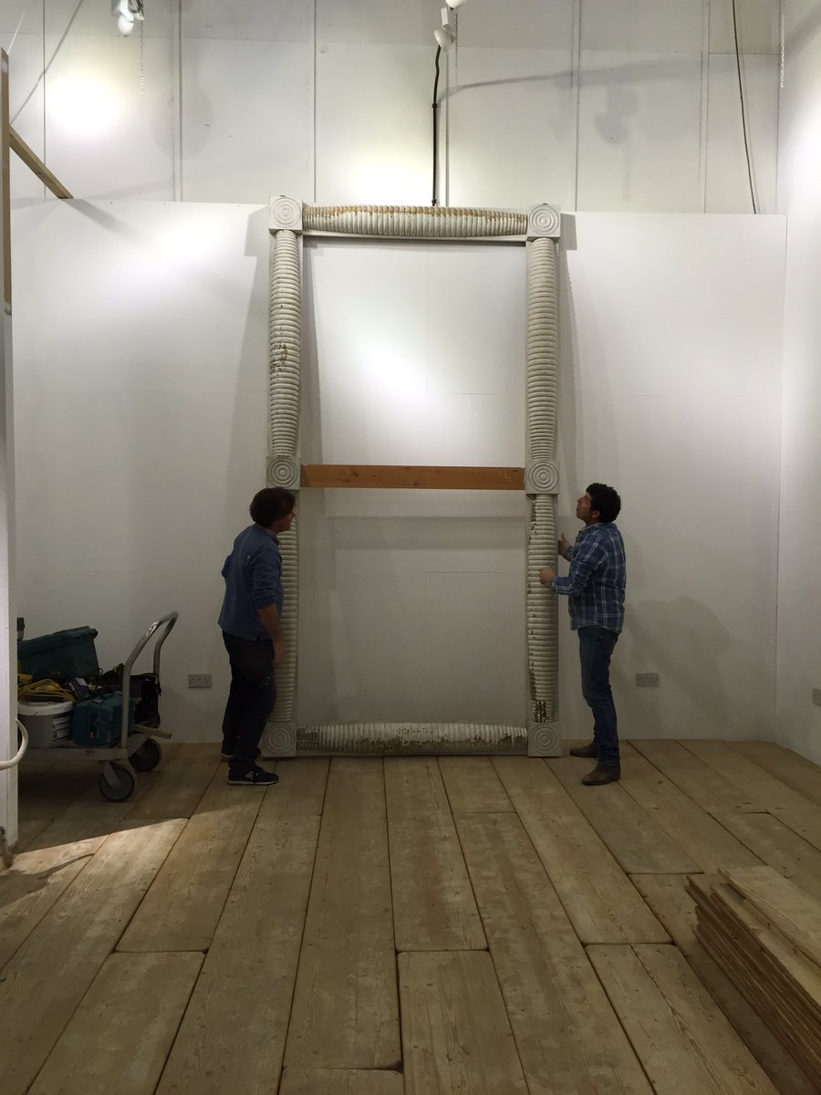 LorfordsAntiq's tweet photo. Big and beautiful - which one of the 3?! Send your votes now .... #giantframe #tobylorford #deangipson #antiques https://t.co/rZsEqGpQNT