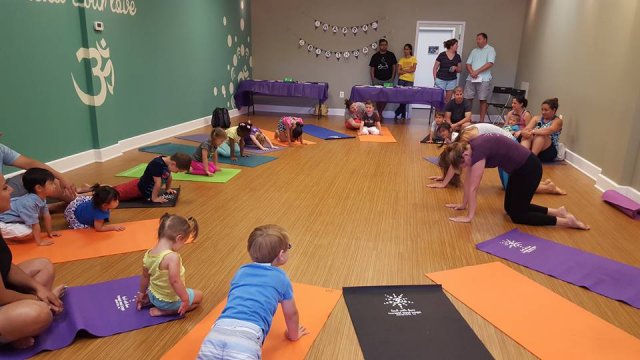 HonestSoulYoga's tweet photo. You're never too young to be a yogi! https://t.co/P0Fv8Mzegi