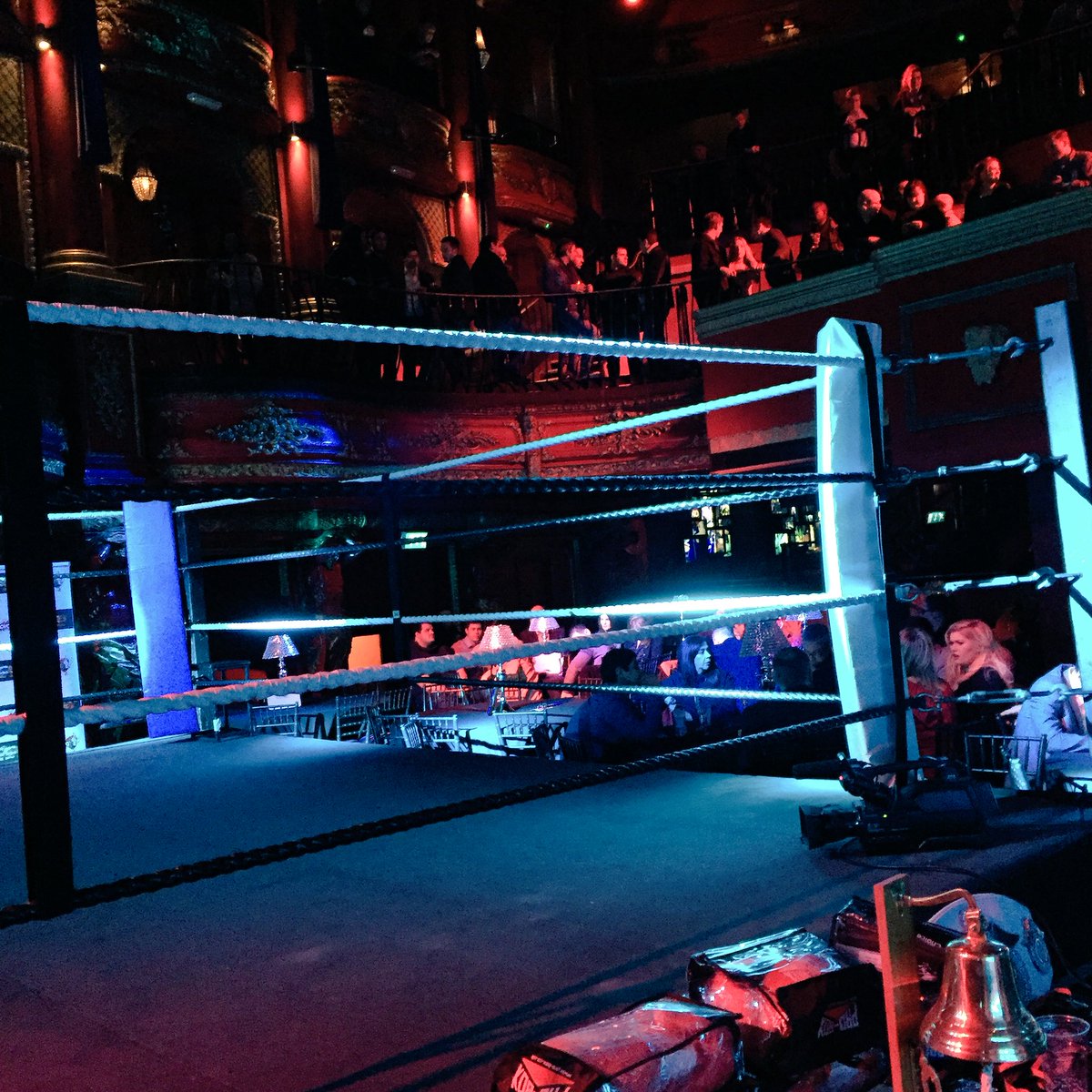 MAaction's tweet image. We're streaming LIVE tonight from Camden to the World! Link to follow. #boxing #livestream #livefeed #combat