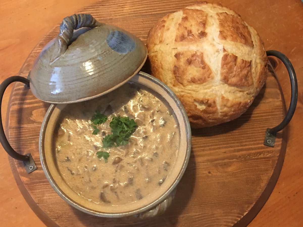 montanahappy1's tweet photo. To-Die-For Rustic Hungarian Mushroom soup #recipe found on https://t.co/x3fveHAe3O #soup #soups #food #foodie https://t.co/avKt7iZm7B