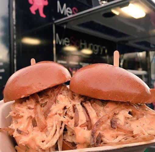 If we could give #oscars for tastiest food, we'd give one to the Flyin Hawaiian chicken sliders from Me So Hungry!