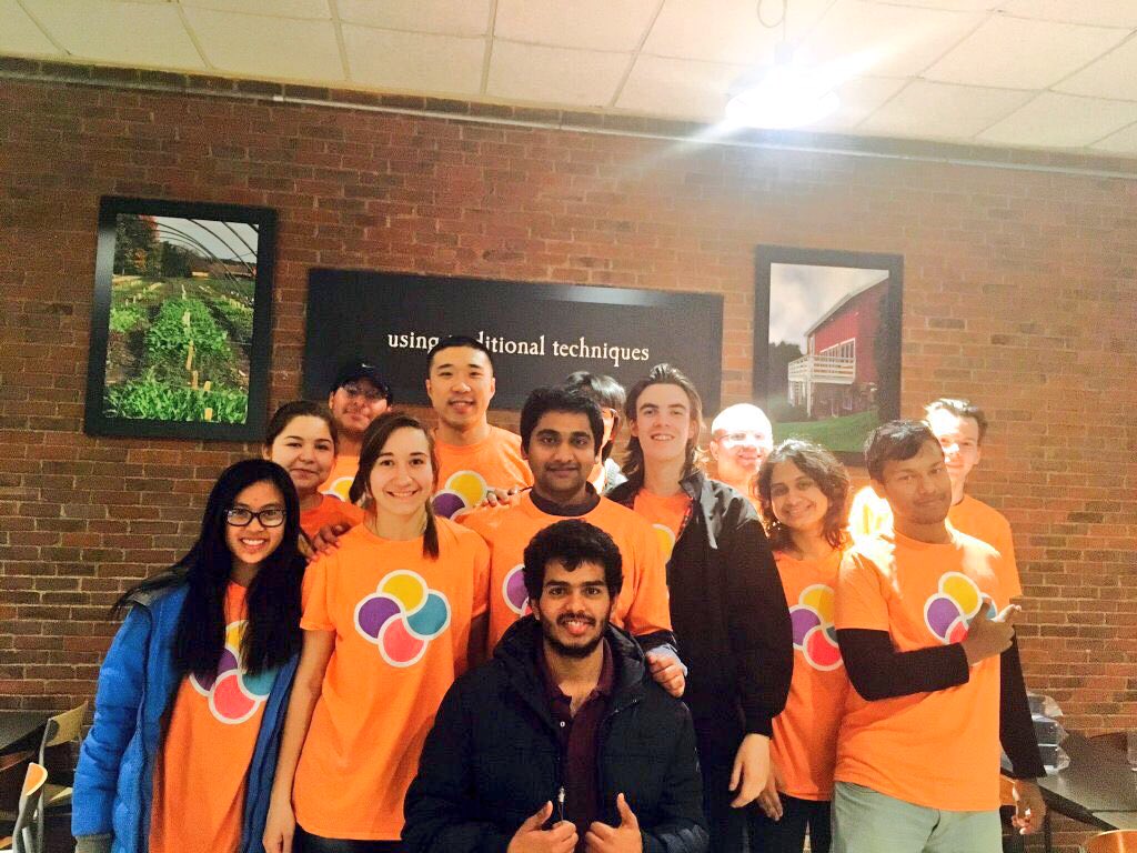 EddyComunica's tweet photo. SHOUTOUT to this amazing young group of folks who made the very first Interdisciplinary Hackaton Happen! #HampHack https://t.co/Hl0yWfJrLz