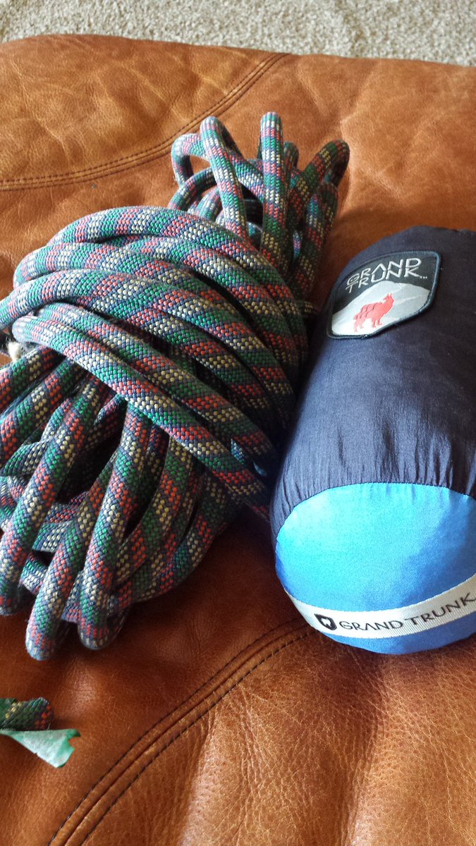 Rbhaver's tweet image. Getting her involved in hammocks and climbing is easy but first she wants to fly kites. :/ hahah! Jk. #kitefighting