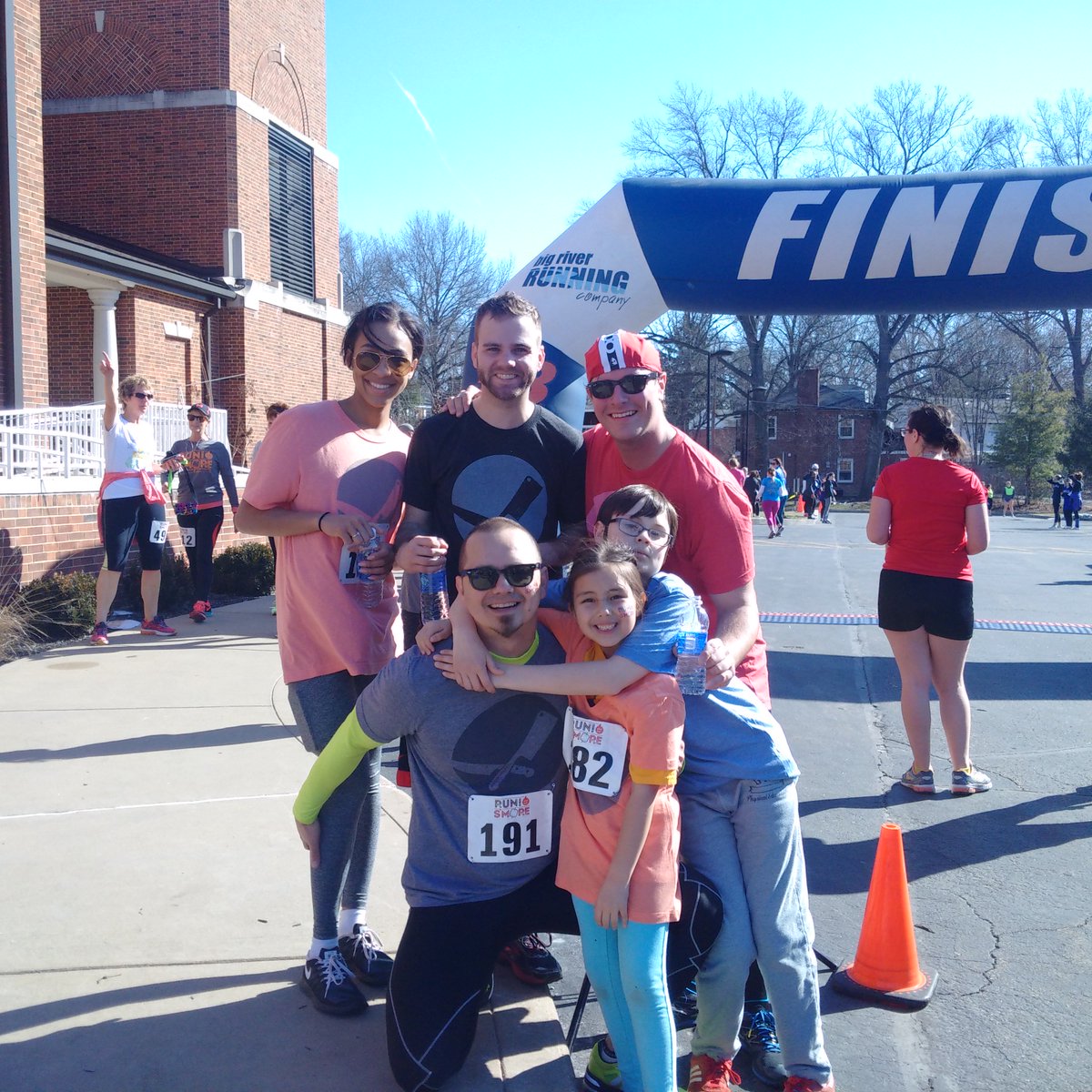 Great run #runandrunsmore <a href="/ButcherySTL/">Truffles Butchery</a> with staff and family. Thanks <a href="/bigriverrunning/">Big River Running Co</a> and Mark Spewack