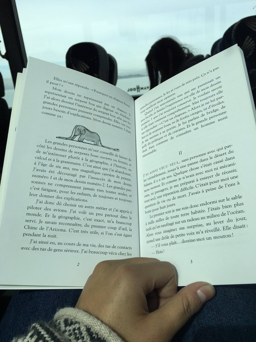 PameVls's tweet photo. "Elles ont toujours besoin d'explications" - Le Petit Prince #ReadingInFrench https://t.co/DOxCOUSIfa
