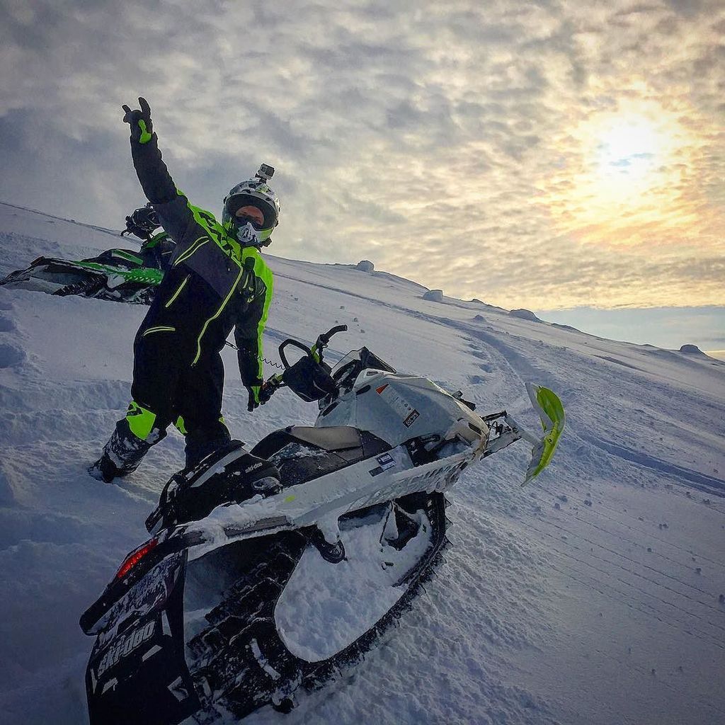 SnowmobileFotos's tweet photo. #Snowmobile Foto: By Instagram slvano https://t.co/tgsT1beyMb #redsleds #brp #brpfreeride #freeride146 #skidoo #80… https://t.co/IQcbxDcRFu
