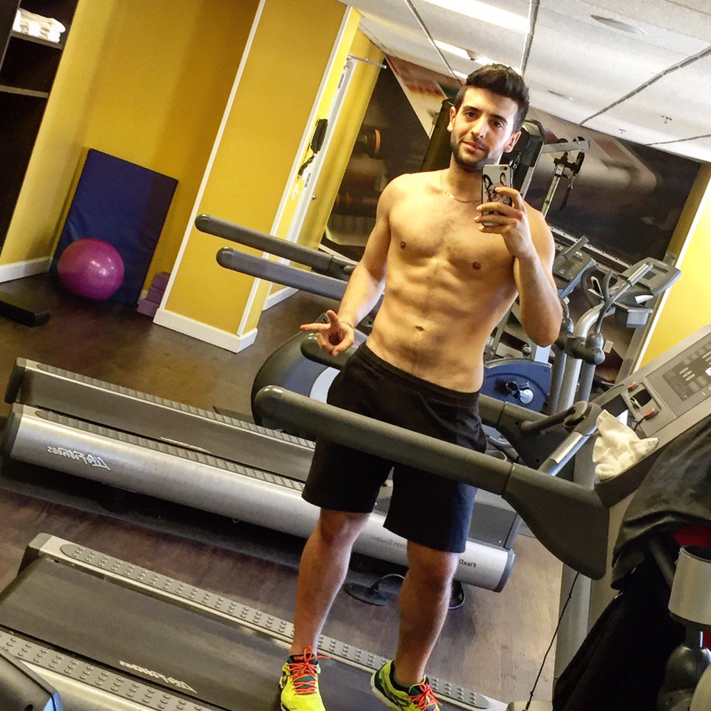 piero_barone's tweet photo. Workout is done for today ✌️ #dayOff #Nashville #gym #run https://t.co/G4ltHgHtRg