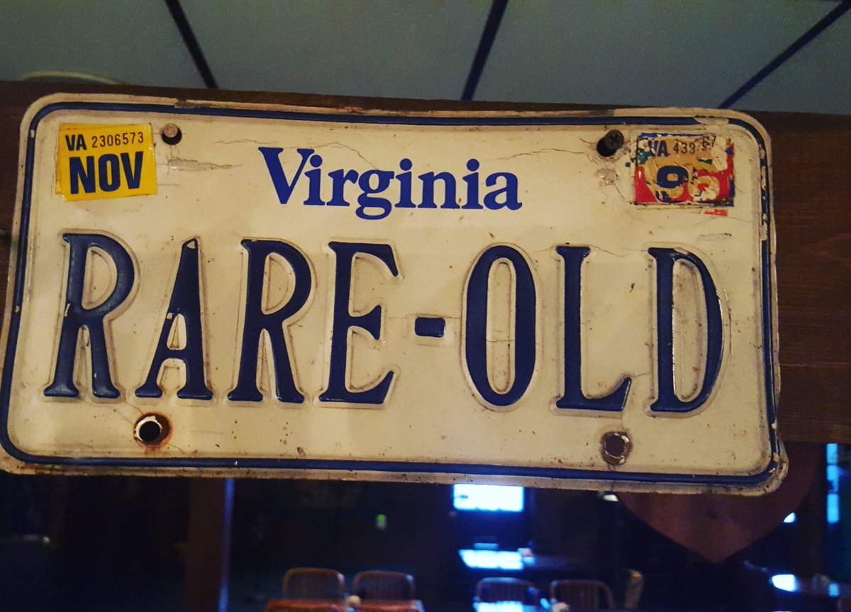 RareOldePub's tweet photo. #RareOlde #karaoke #SundayFunday #rva tonight https://t.co/9y6BWIEMVM