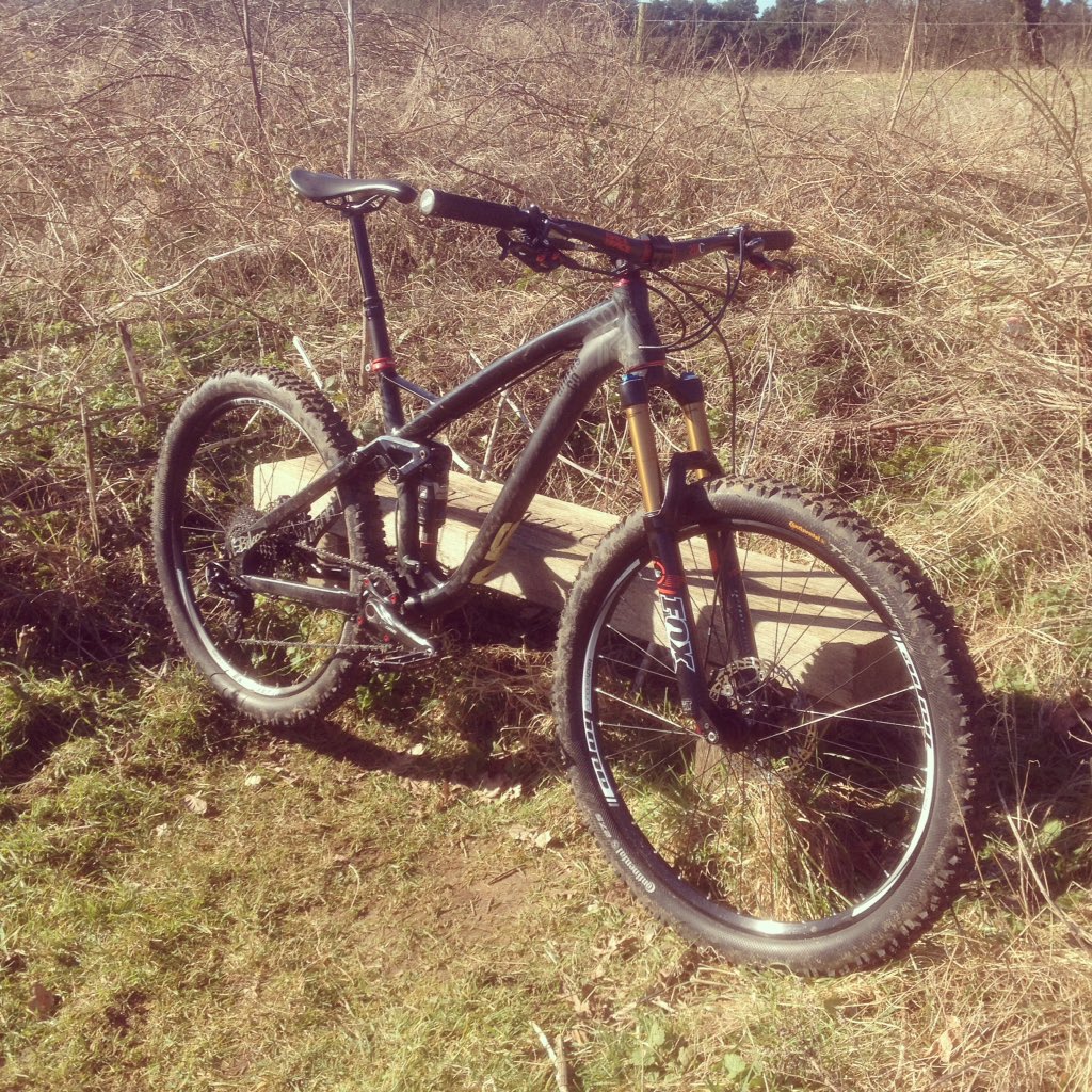 Good old early morning blast! <a href="/ns_bikes/">nsbikes</a> #pedaladdiction #teneighty #ridersco #teamrnc <a href="/Hopetech/">Hope Technology</a> <a href="/foxracingshox/">FOX</a>