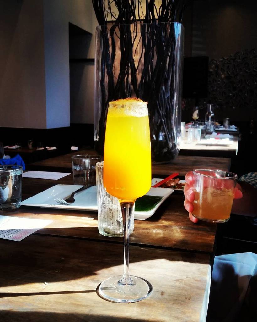 scarsdaleselfi's tweet image. #wuji #brunch #dimsumday #bellini #freinds #stereomonkey by verbalsoulja amzn.to/1SxLME3