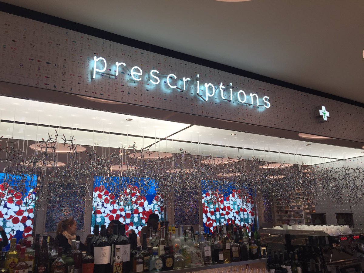 GHSArtandDesign's tweet image. A great visit to the Damian Hurst restaurant! #Artmeetsdesign #pharmacy2