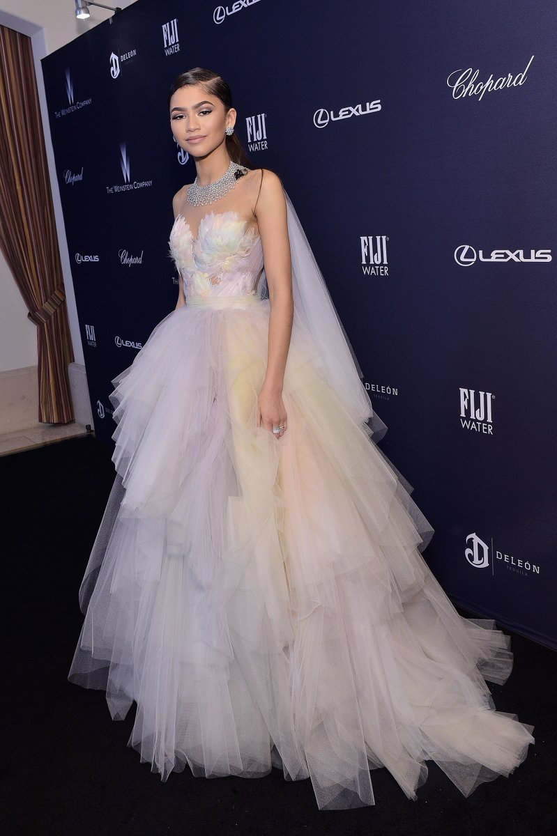 The Fashion Court on Twitter Zendaya wore a Marchesa Spring 2016 gown   a PasqualeBruni necklace to The Weinstein Companys Pre-Oscar Dinner  httpstco7vEZXHh5nA