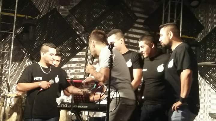 VictoryflorV's tweet photo. Eternamente agradecido por tu respeto al recibir nuestro presente,estoy y estamos siempre al pie del cañon @rioquez https://t.co/7whENHoio9