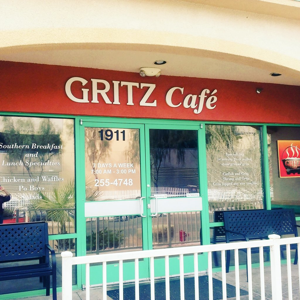 ULPDXYP's tweet photo. Supporting Black Owned Business at the Historic Westside of Las Vegas #Support Black #ypempowered  #wrc2016 #ulpdxyp https://t.co/OrosoAfiq5