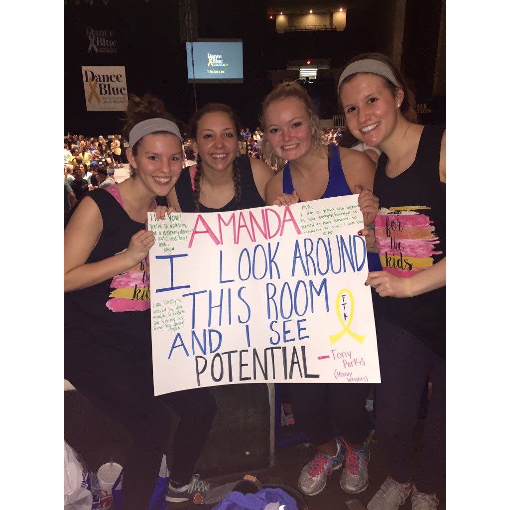 Allylynn5's tweet photo. I've never been more proud to not only be a UK student but also an Alpha Gam💙💛 #FTK #GoldenMatrix #1,631,067.49 https://t.co/d7oX6Sn39A