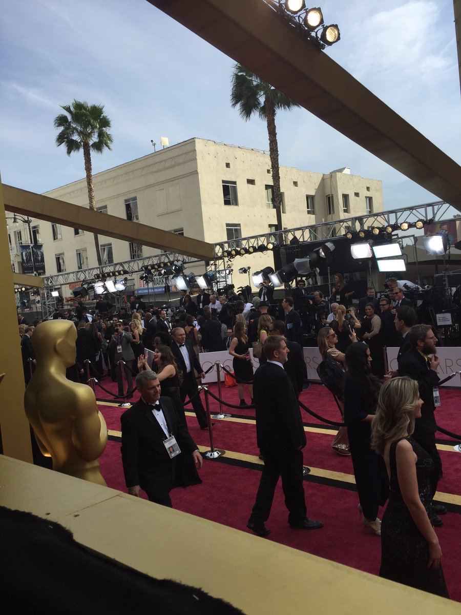 It's starting!!! 88th annual #Oscars