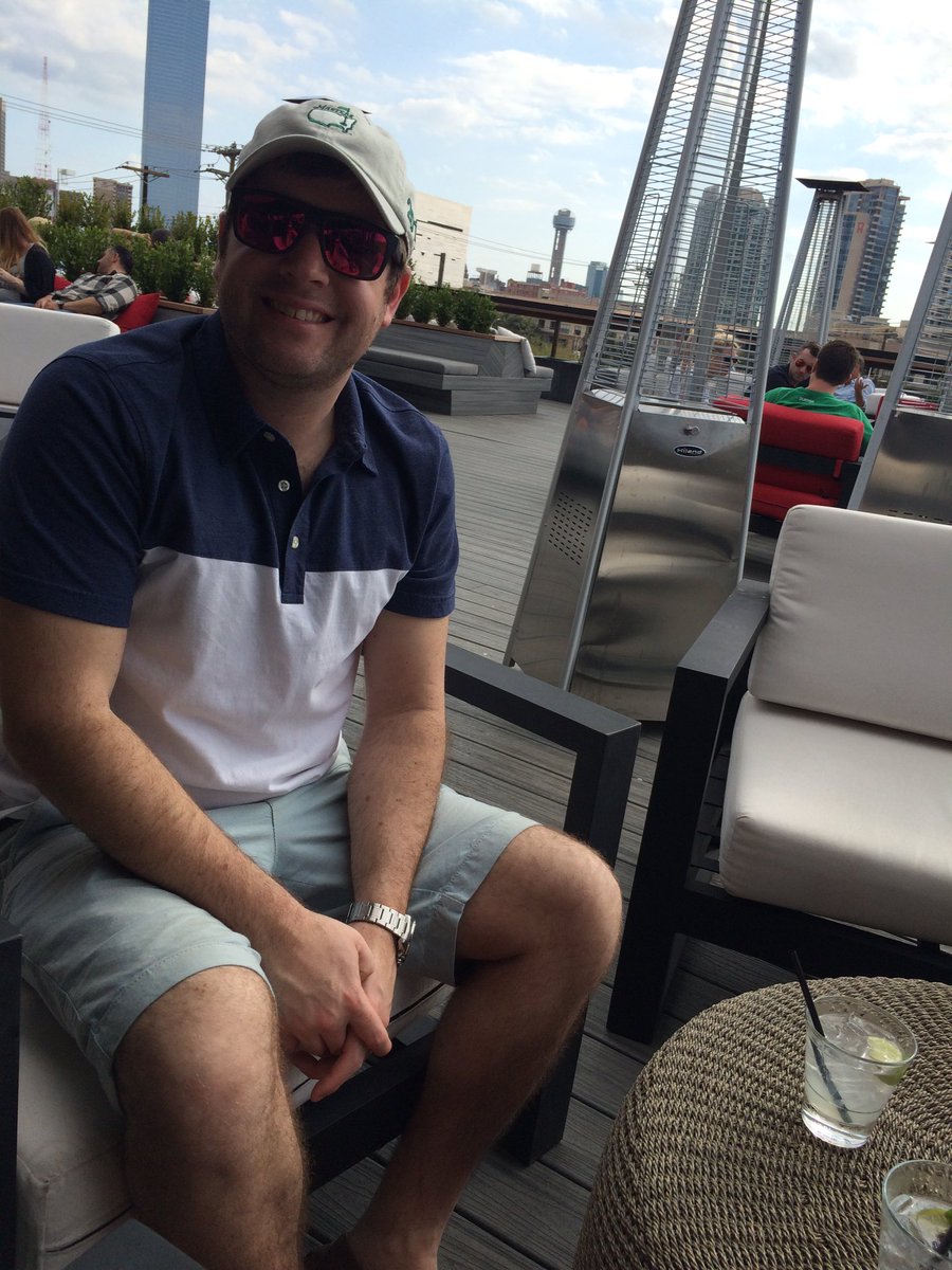 ChristinaKrenek's tweet photo. The perfect view @happiesthourdal #dallas #loveweekends #hotdate @sethgrizz https://t.co/iVNV49vPlf