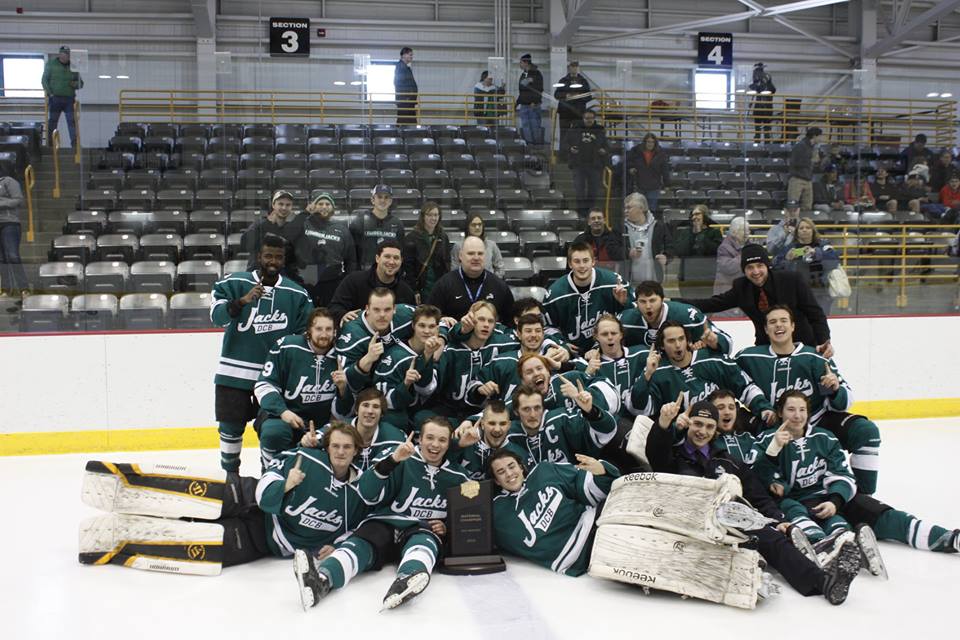 DCB_Athletics's tweet photo. 2016 NJCAA Hockey National Champs! https://t.co/YDkJzLUdf9
