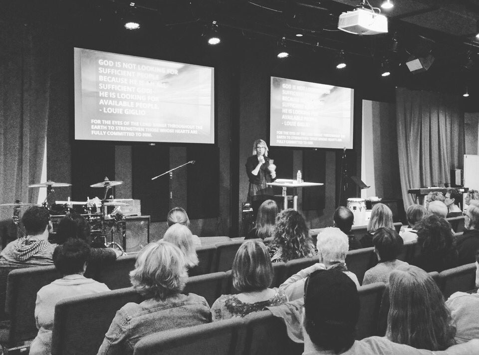 TraceyMetzger's tweet photo. Thank you for having me @HarborsideCH! What a wonderful group of leaders you have! #Leadership #FTGI https://t.co/iN91Sn29Mu