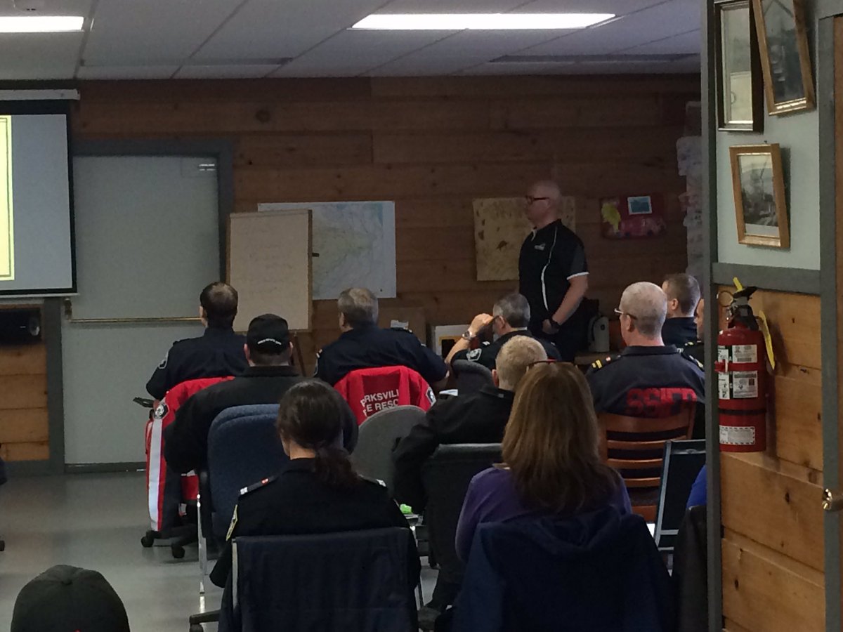 ErringtonFire's tweet photo. Thank you Les Karpluk for a great weekend of leadership training. It was a pack hall. 11 departments all together. https://t.co/clp79WsQ0Z