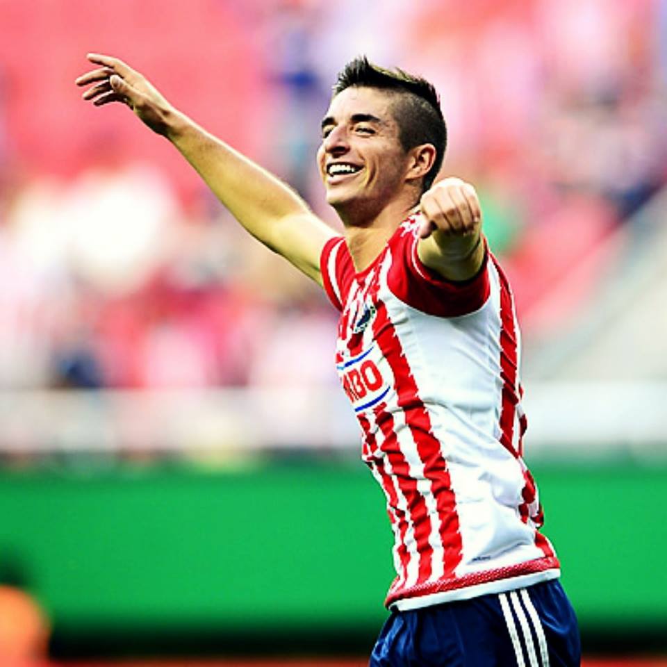 InvictosSomos's tweet photo. Isaac Brizuela no marcaba en un partido de liga con Chivas desde el 30 de agosto de 2015. Reencuentro goleador. https://t.co/xjM543BVeu